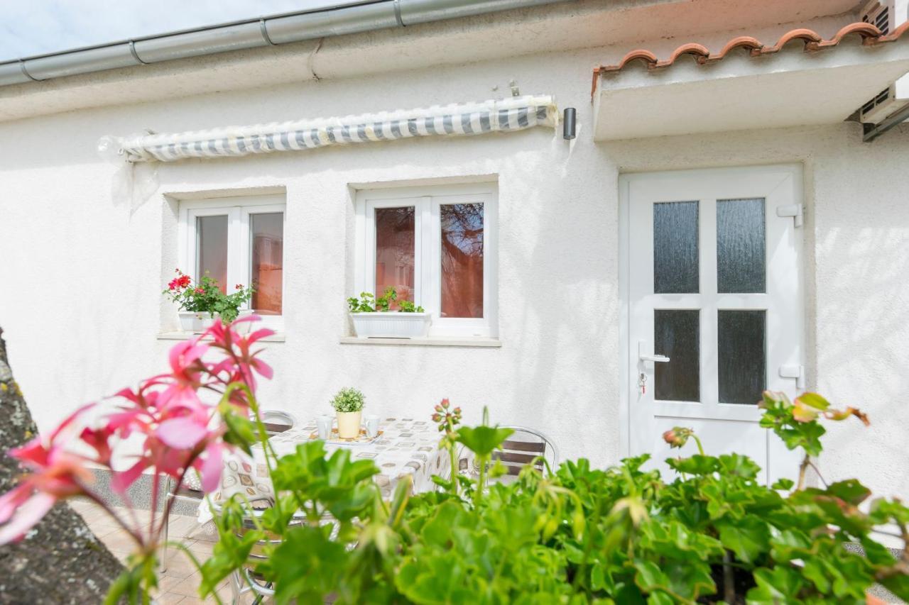 Apartments Blazica Vodice Exterior photo