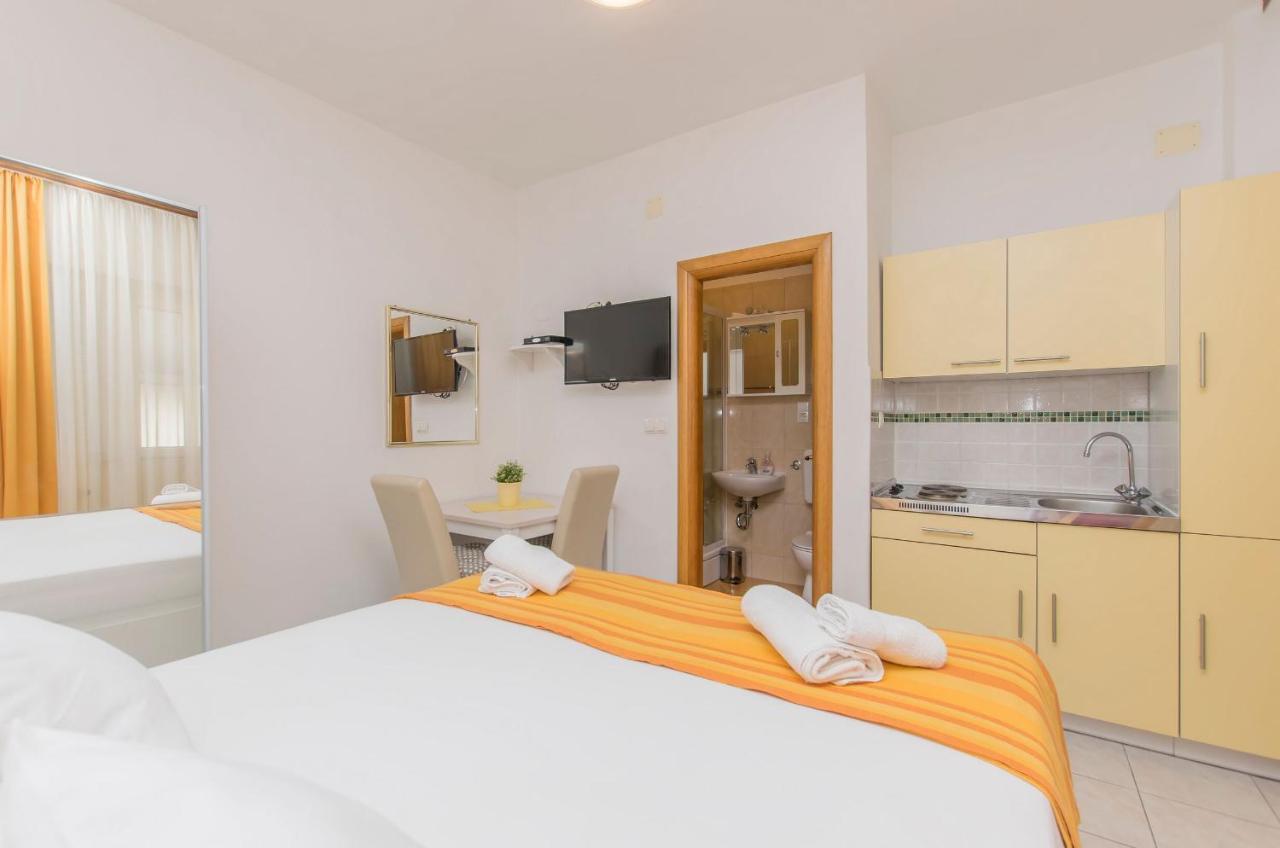 Apartments Blazica Vodice Exterior photo