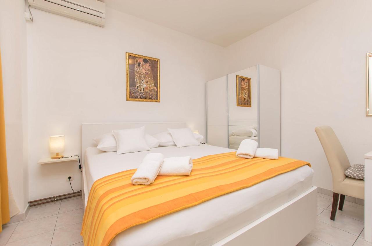Apartments Blazica Vodice Exterior photo