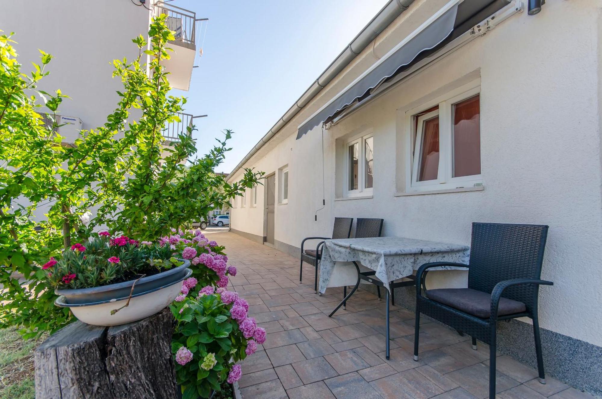 Apartments Blazica Vodice Exterior photo