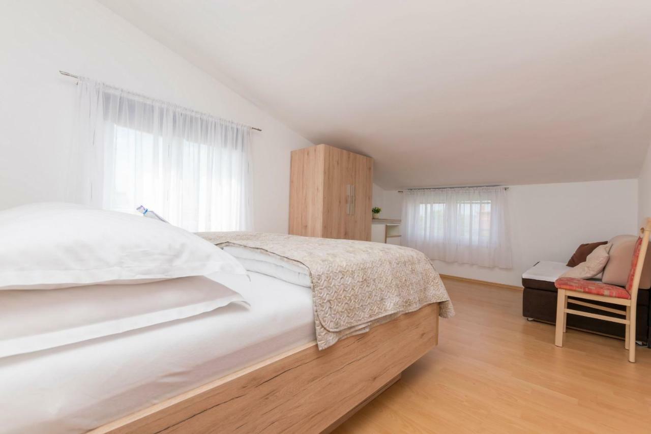 Apartments Blazica Vodice Exterior photo